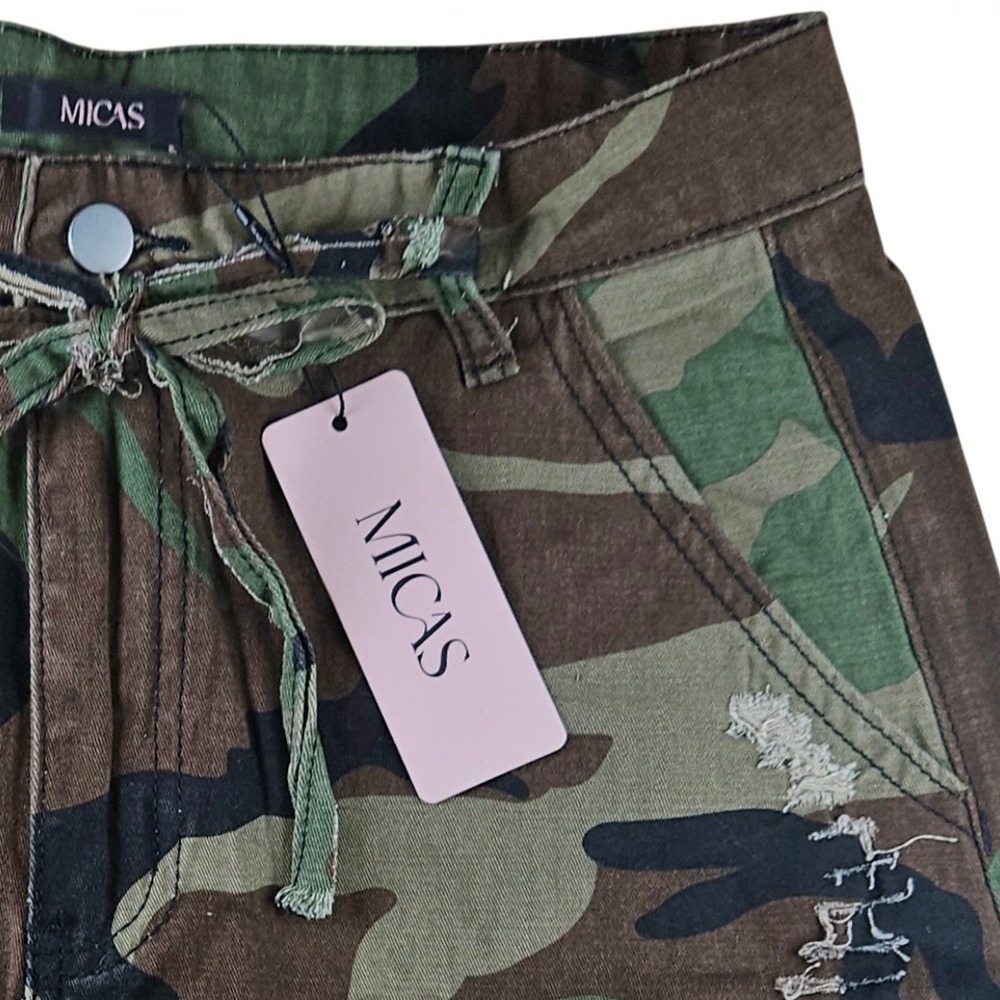 MICAS Camo Distressed Shorts Medium Utility Pouch Tie Belt Raw Hem 5" Inseam New - Picture 6 of 9